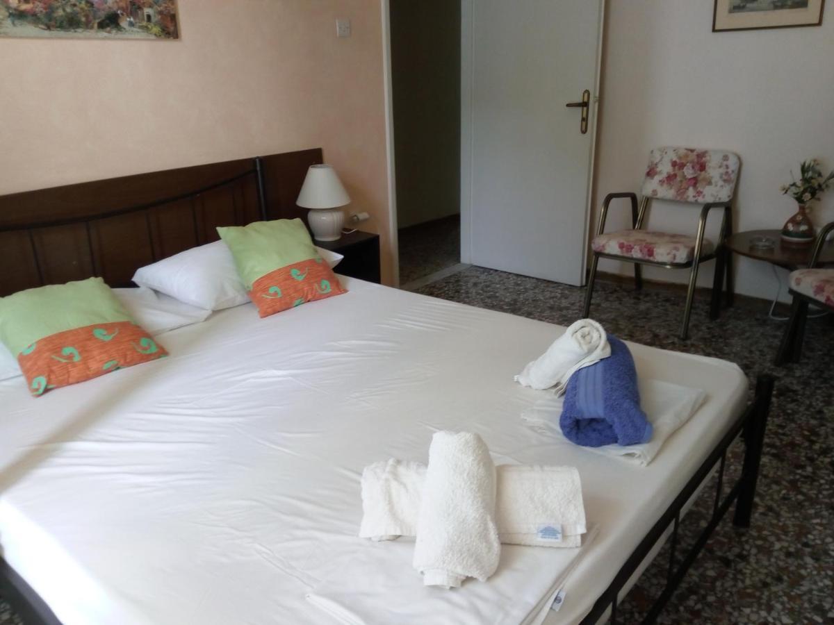 Agnes Rooms Кинион Экстерьер фото